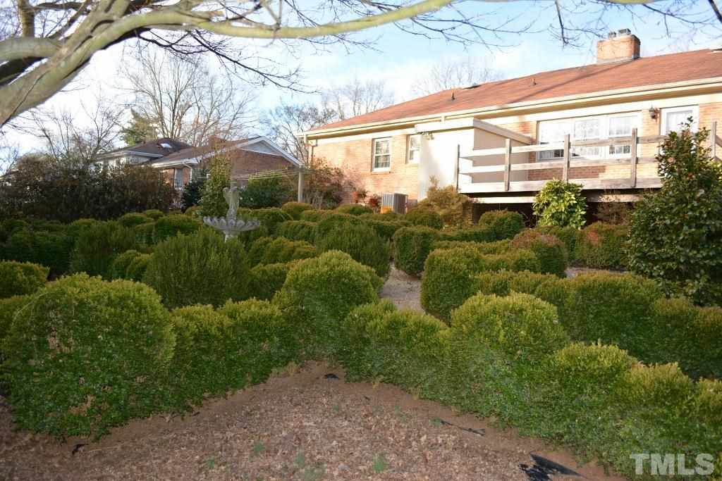 2808 Glen Burnie Drive Raleigh, NC 27607 - Photo 5 of 23 a view of a back yard