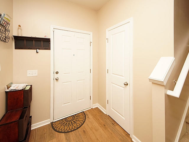 319 Iveson Road Summerville, SC 29486 - Photo 2 of 24 02