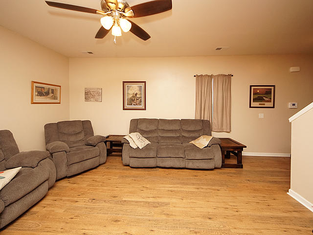 319 Iveson Road Summerville, SC 29486 - Photo 3 of 24 03
