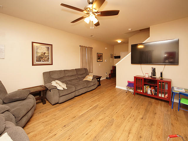 319 Iveson Road Summerville, SC 29486 - Photo 4 of 24 04