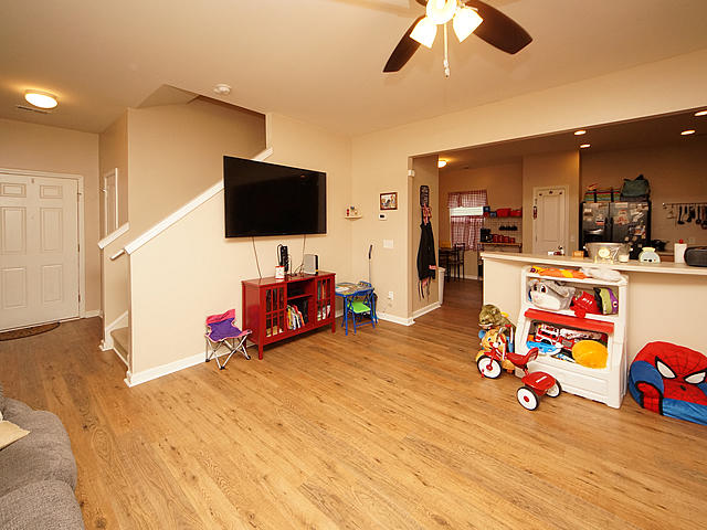 319 Iveson Road Summerville, SC 29486 - Photo 5 of 24 05