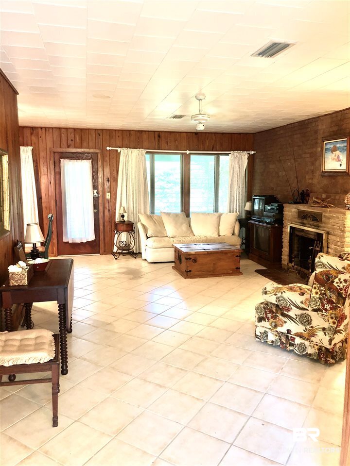 711 North Pine Street Foley, AL 36535 - Photo 5 of 15