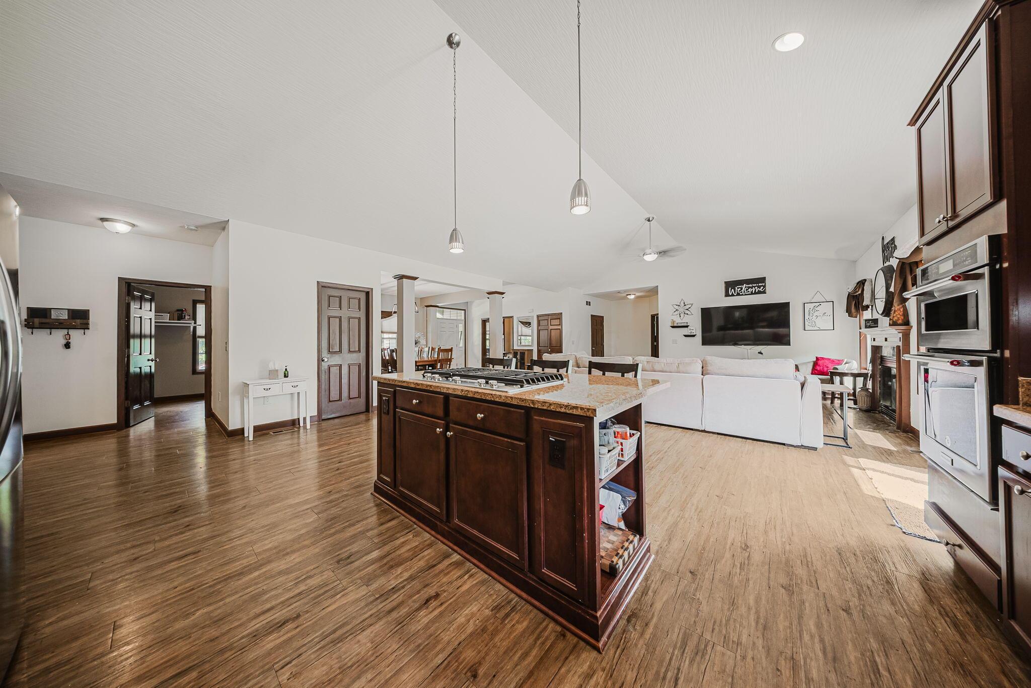 6684 Borror Road Grove City, OH 43123 - Photo 32 of 118 Island with cooktop