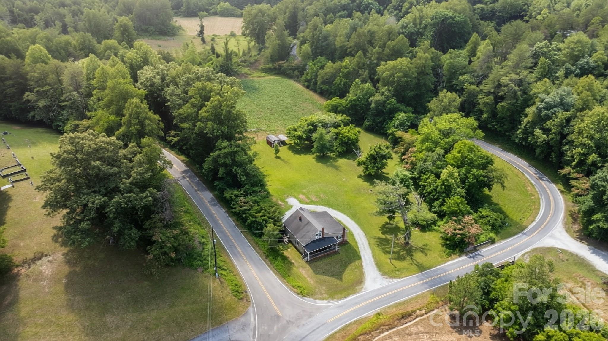 2970 Zacks Fork Road Lenoir, NC 28645 - Photo 6 of 10