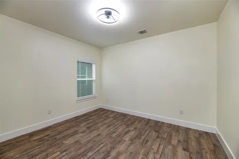 $300,000 | 2621 Canton Drive, Fort Worth, TX 76112