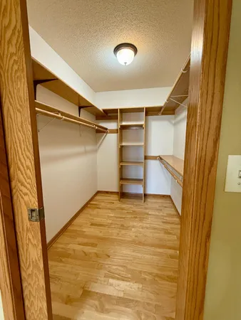 $349,900 | 2733 Campus Lane, Albert Lea, MN 56007