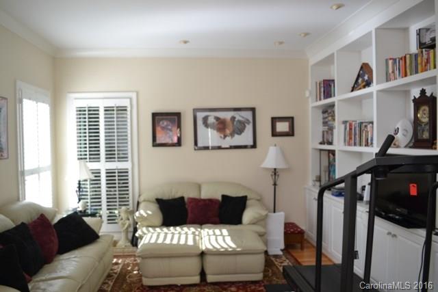 2744 West Pinewood Road Chester, SC 29706 - Photo 5 of 19 Gallery Image 5