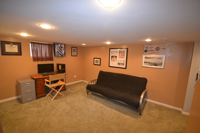 4133 North Maple Avenue Brookfield, IL 60513 - Photo 17 of 24
