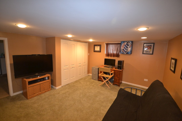 4133 North Maple Avenue Brookfield, IL 60513 - Photo 20 of 24