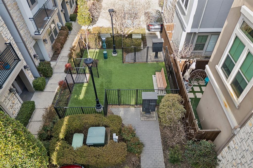 762 Spanish Oaks Place Dallas, TX 75204 - Photo 25 of 31 Dog park