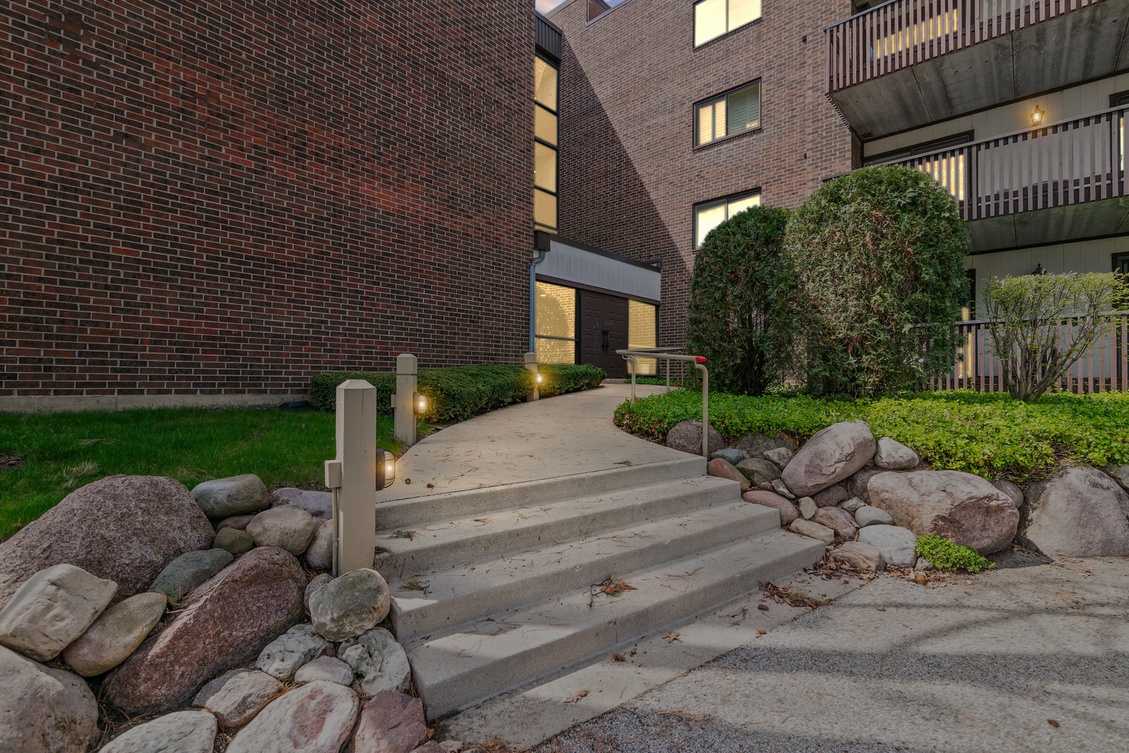 690 Chandler Road, Unit 205 Gurnee, IL 60031 - Photo 1 of 12