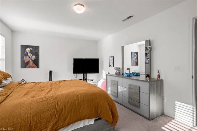 $300,000 | 1548 McConnell Road, Greensboro, NC 27401