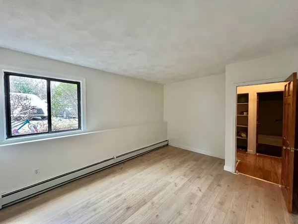 $2,300 | 17 Davis Road, Unit A16, Acton, MA 01720