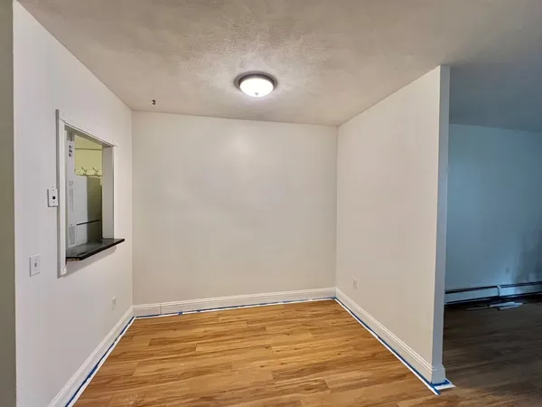 $2,300 | 17 Davis Road, Unit A16, Acton, MA 01720