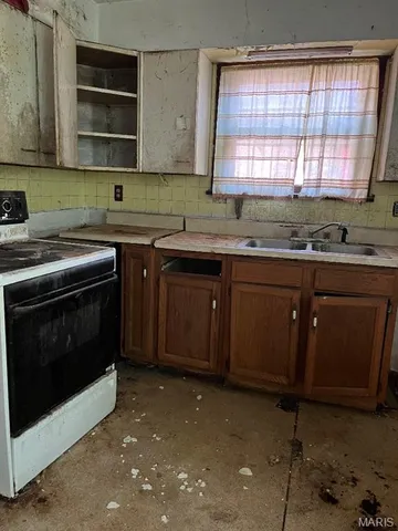 $9,999 | 1618 North 42nd Street, East St. Louis, IL 62204