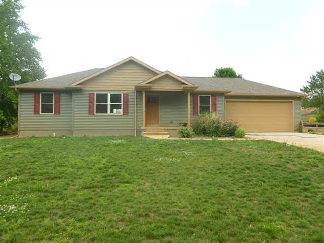 2756 Wooster Road Warsaw, IN 46580 - Photo 1 of 14 Gallery Image 1
