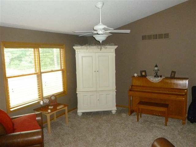 2756 Wooster Road Warsaw, IN 46580 - Photo 2 of 14 Gallery Image 2