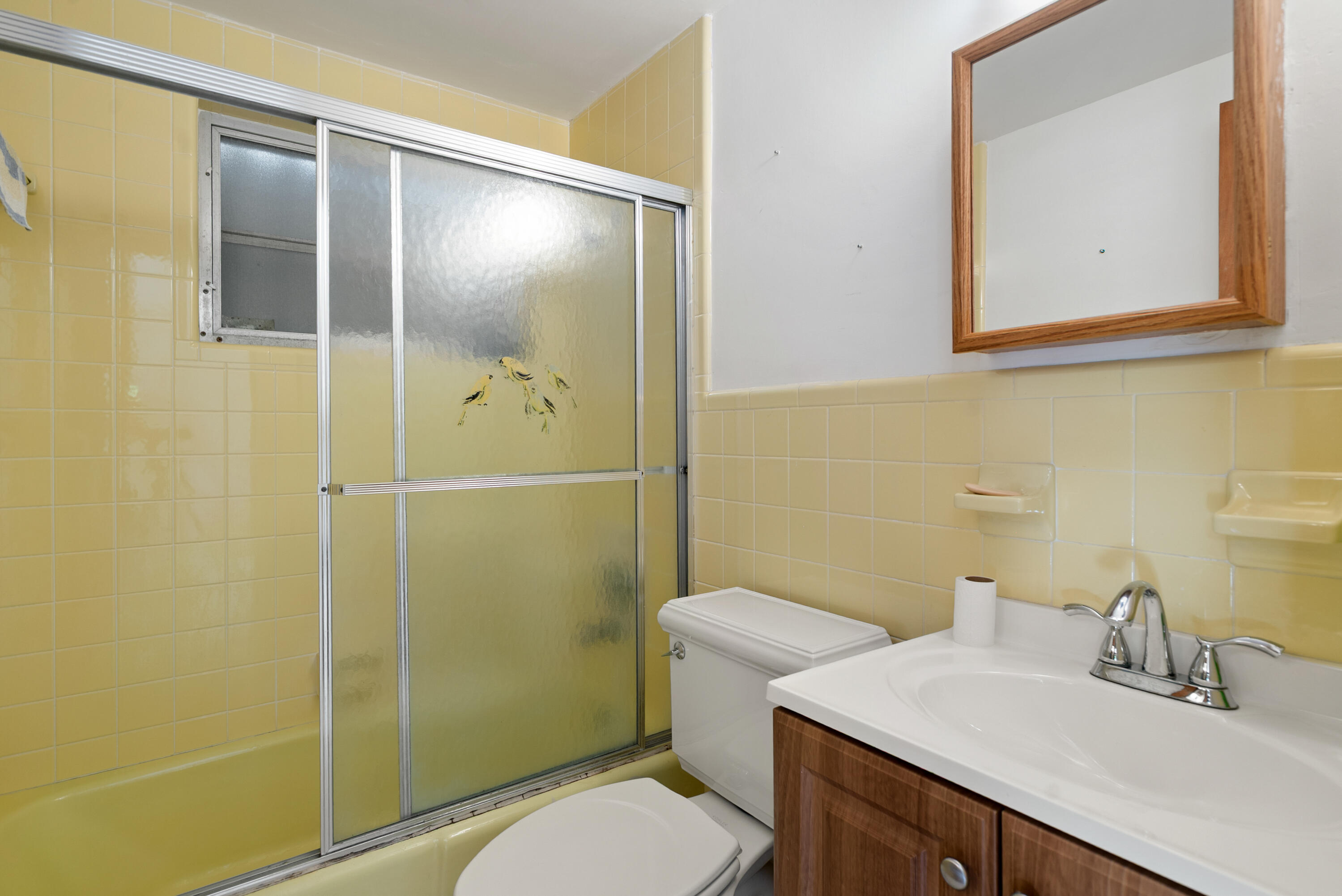 234 Mohawk Street Tavernier, FL 33070 - Photo 34 of 61 downstairs bath