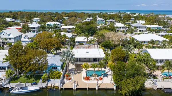 $1,749,000 | 234 Mohawk Street, Tavernier, FL 33070
