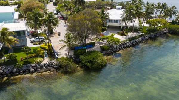 $1,749,000 | 234 Mohawk Street, Tavernier, FL 33070