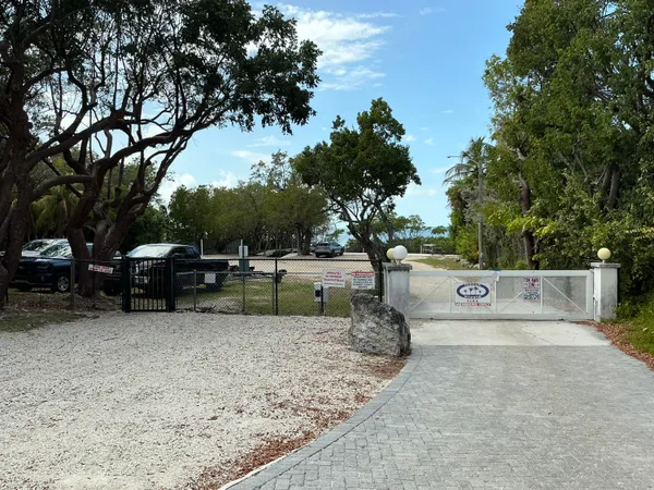 $1,749,000 | 234 Mohawk Street, Tavernier, FL 33070