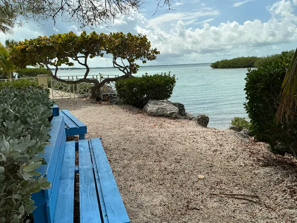 $1,749,000 | 234 Mohawk Street, Tavernier, FL 33070