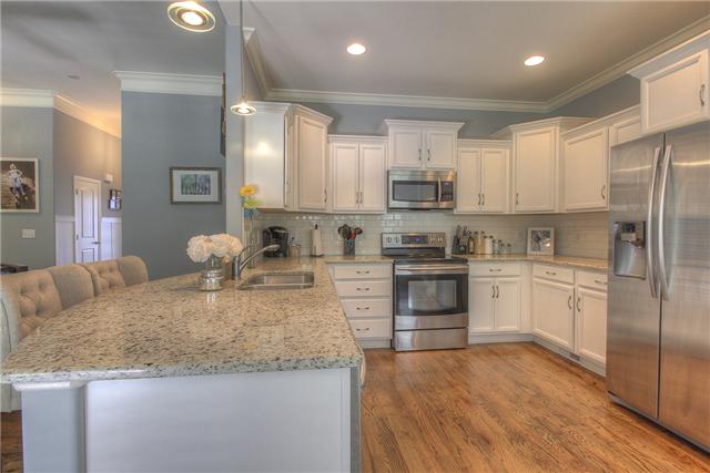 1084 Golf View Way Spring Hill, TN 37174 - Photo 7 of 20