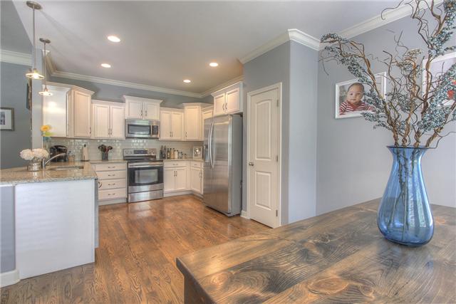 1084 Golf View Way Spring Hill, TN 37174 - Photo 8 of 20