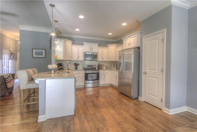 1084 Golf View Way Spring Hill, TN 37174 - Photo 9 of 20