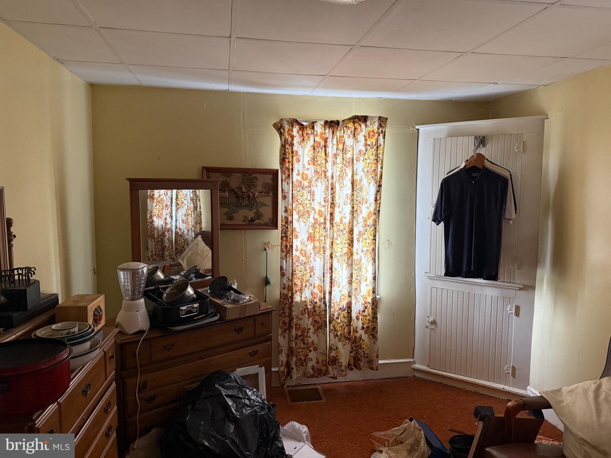 3467 Poor House Road Martinsburg, WV 25403 - Photo 12 of 23 a room with furniture and window