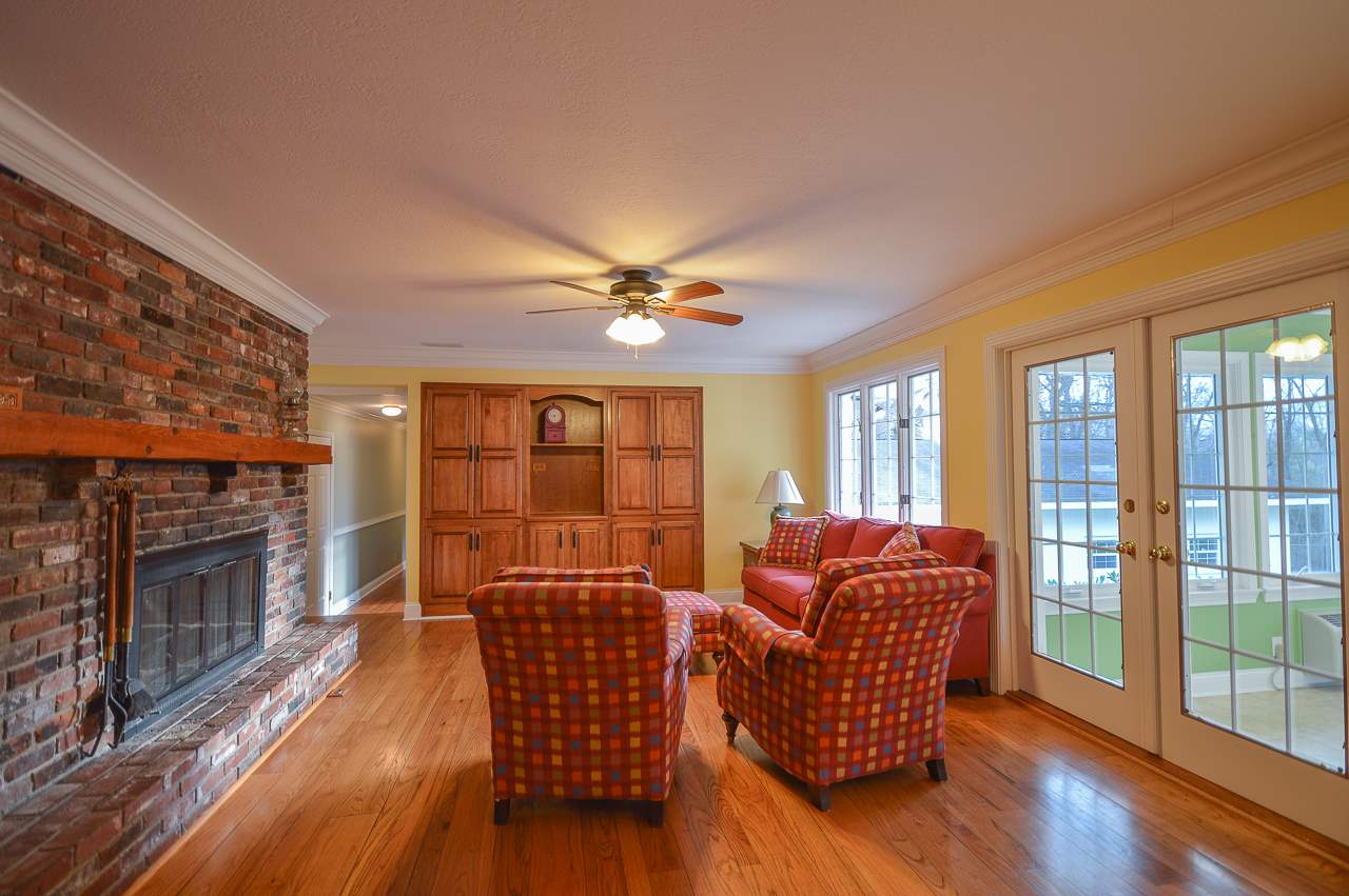 835 South Burkhardt Road Evansville, IN 47715 - Photo 11 of 23 Gallery Image 11