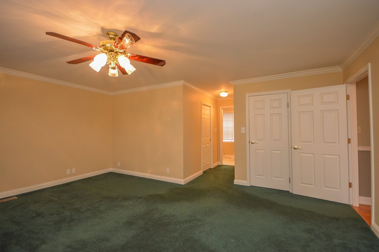 835 South Burkhardt Road Evansville, IN 47715 - Photo 17 of 23 Gallery Image 17