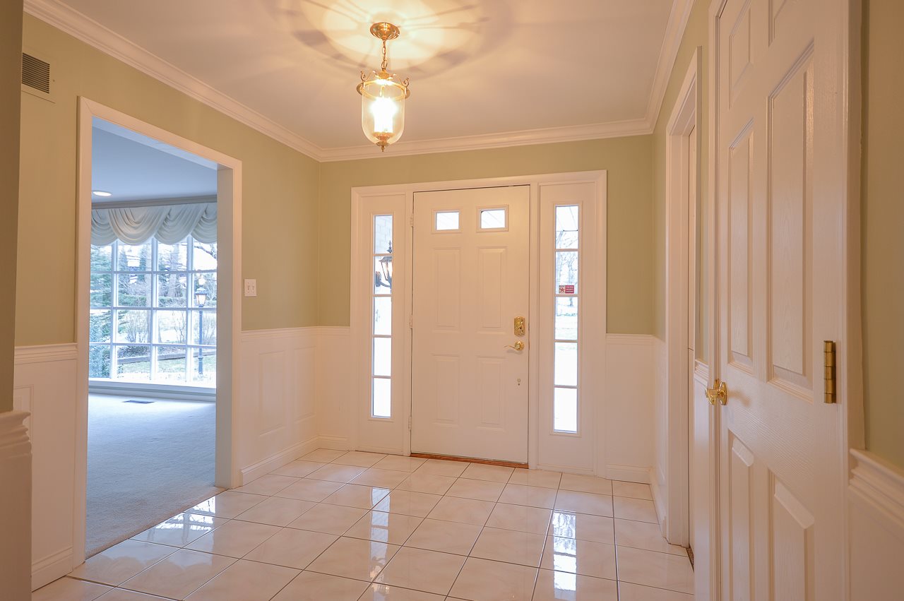 835 South Burkhardt Road Evansville, IN 47715 - Photo 5 of 23 Gallery Image 5