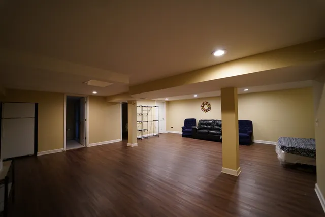 $2,200 | 807 Mansfield Court, Unit 807, Schaumburg, IL 60169