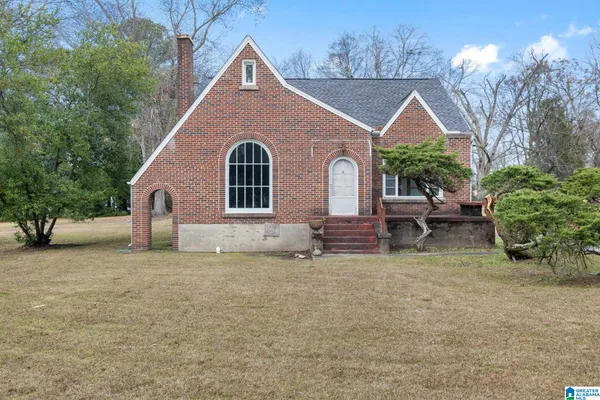 $479,000 | 611 Clark Street Northeast, Cullman, AL 35055