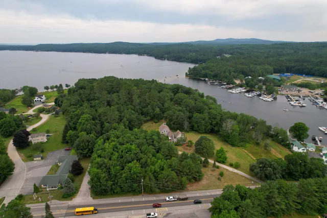 $1,895,000 | 730 Roosevelt Trail, Naples, ME 04055