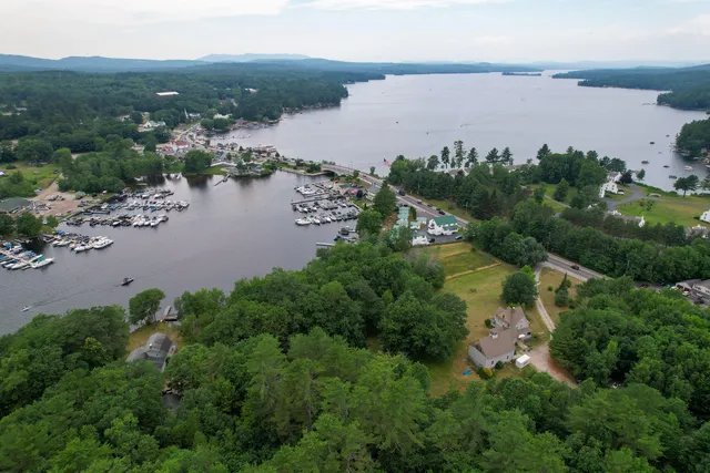 $1,895,000 | 730 Roosevelt Trail, Naples, ME 04055
