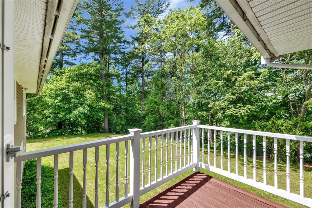 14 Raymond Road Chelmsford, MA 01824 - Photo 29 of 35