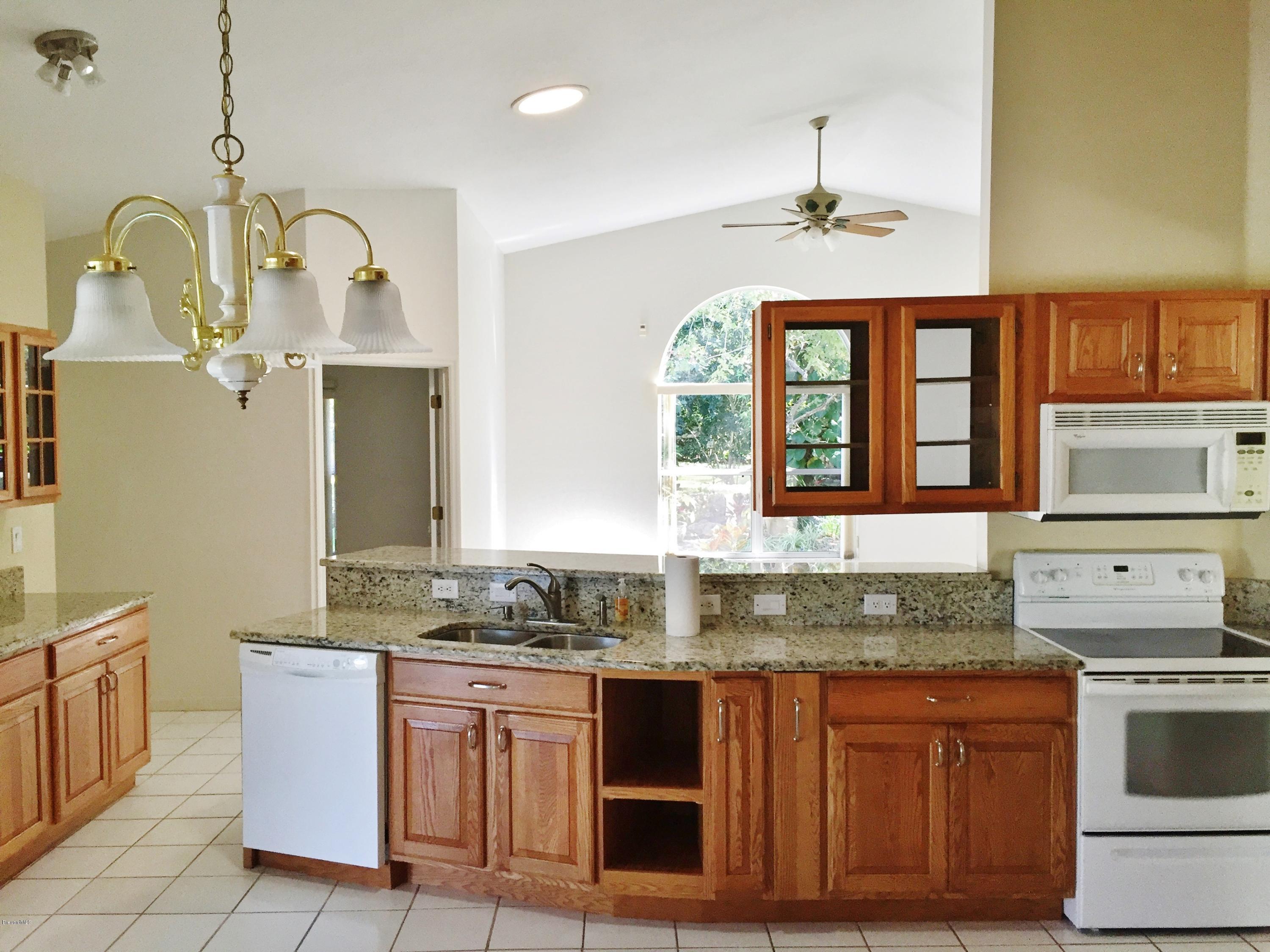1251 Meadowbrook Road Northeast Palm Bay, FL 32905 - Photo 22 of 45 kitchen5-5