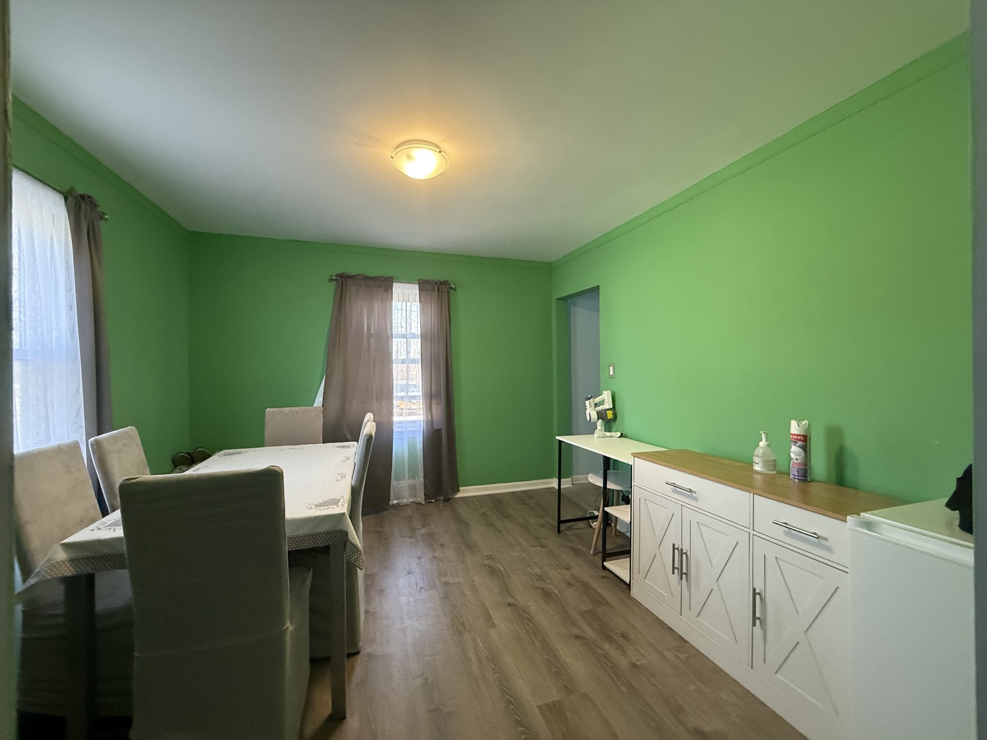 14280 Linder Avenue Midlothian, IL 60445 - Photo 12 of 19 a living room with furniture