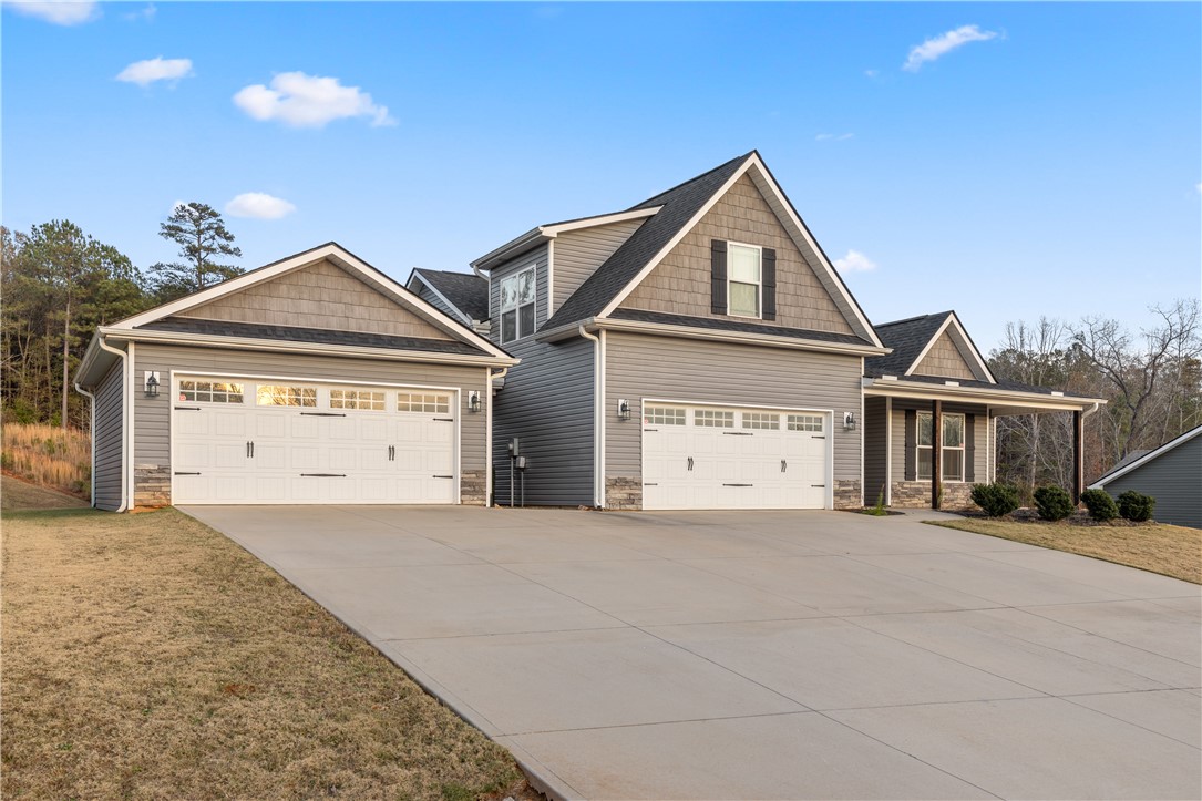 251 Inlet Pointe Drive Anderson, SC 29625 - Photo 2 of 49 Gallery Image 2