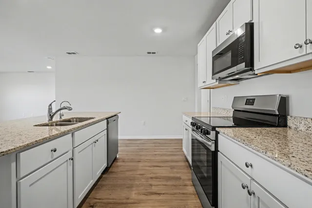 $2,895 | 4000 Cottage Farm Road, Tallahassee, FL 32311