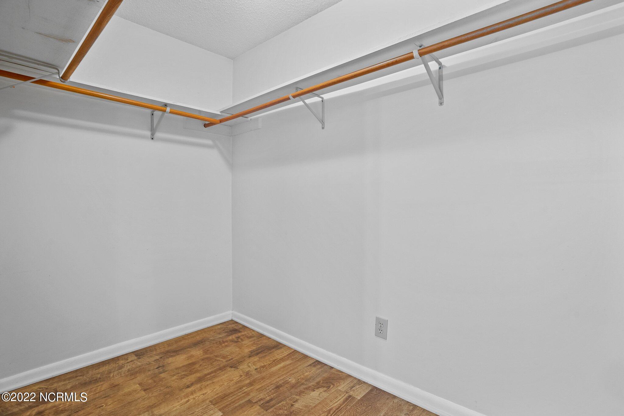 111 Armstrong Drive Jacksonville, NC 28540 - Photo 41 of 46 44-web-or-mls-DSC07848