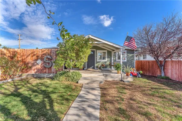 $460,000 | 605 L Avenue, Boulder City, NV 89005