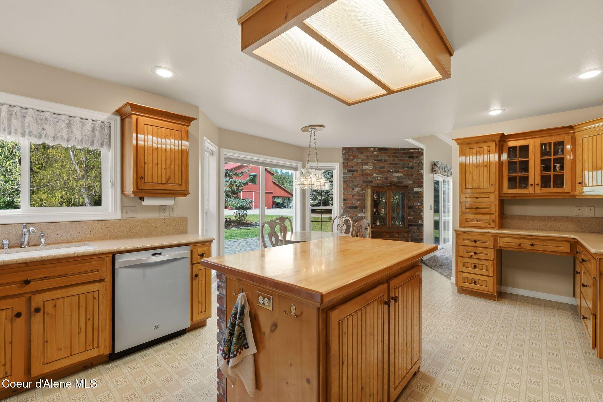 2730 Wrenco Loop Sandpoint, ID 83864 - Photo 13 of 84 13_A7404025