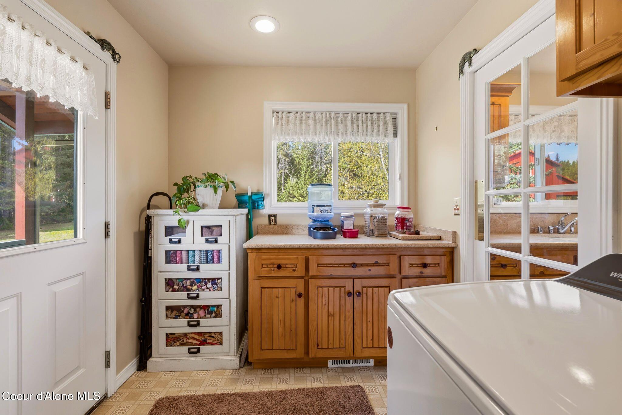2730 Wrenco Loop Sandpoint, ID 83864 - Photo 35 of 84 35_A7404055
