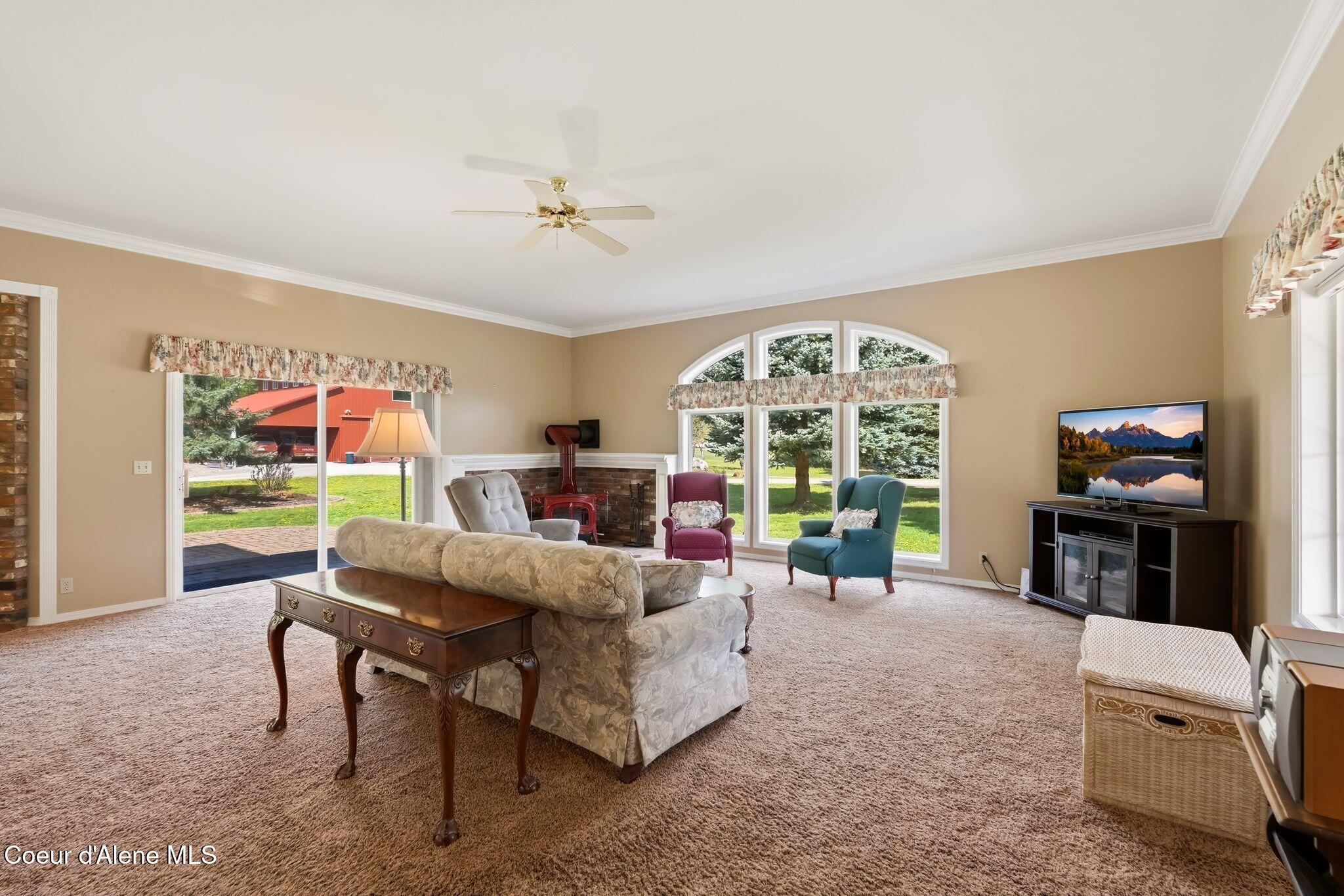 2730 Wrenco Loop Sandpoint, ID 83864 - Photo 4 of 84 4_A7403865