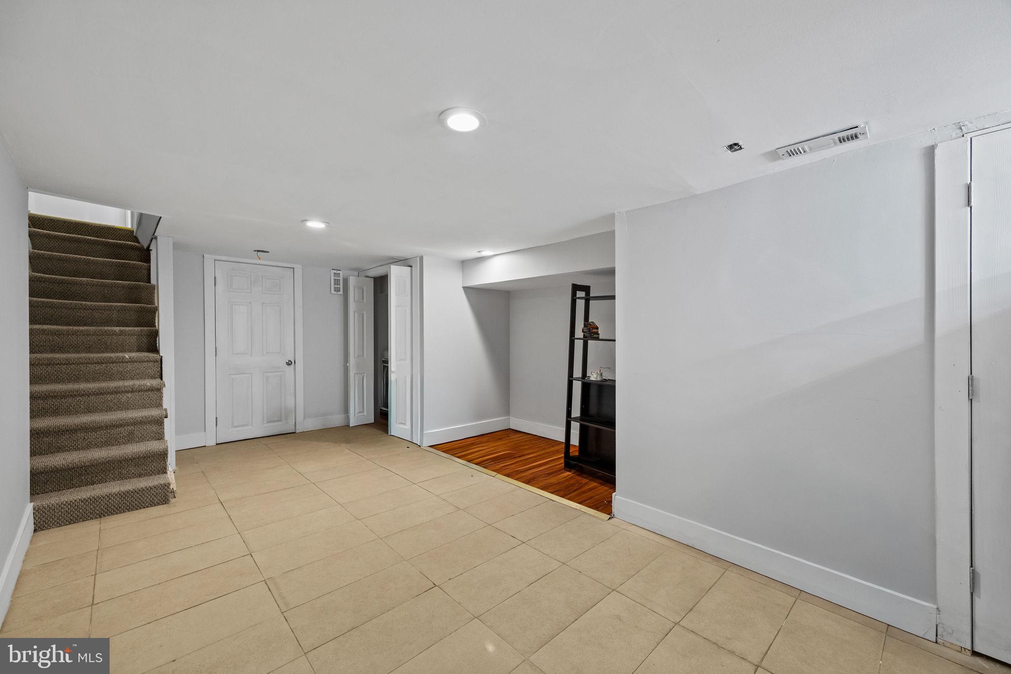 2026 North Lawrence Street Philadelphia, PA 19122 - Photo 33 of 34 a view of an empty room