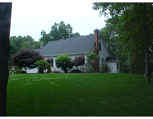 36 Jones Road Charlton, MA 01507 - Photo 3 of 16 Gallery Image 3