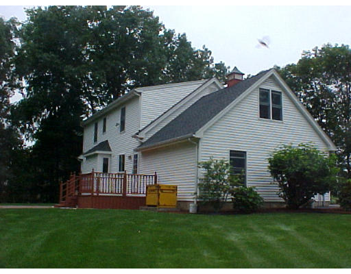 36 Jones Road Charlton, MA 01507 - Photo 5 of 16 Gallery Image 5